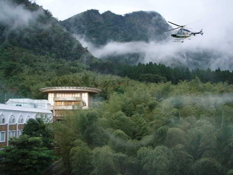 Le Midi Hotel Chitou Lugu Extérieur photo